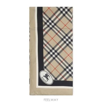 Burberry 26FW Burberry üũ ��ũ ��ī�� 8113048A2021 TP57925987326FW Burberry üũ ��ũ ��ī�� 8113048A2021 TP57925987