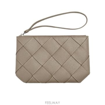 Bottega Veneta 25FW ���װ�����Ÿ ���� Ŭ��ġ 795119V5R902822 TP57925966125FW ���װ�����Ÿ ���� Ŭ��ġ 795119V5R902822 TP579259