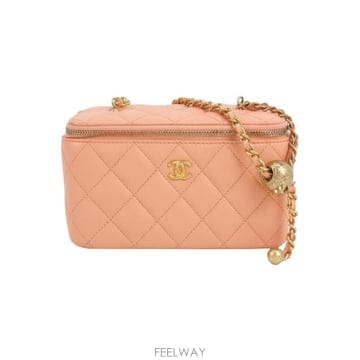 CHANEL Vanity ���̽� Quilted ����Ų 202607143038 TP581112658Vanity ���̽� Quilted ����Ų 202607143038 TP581112658
