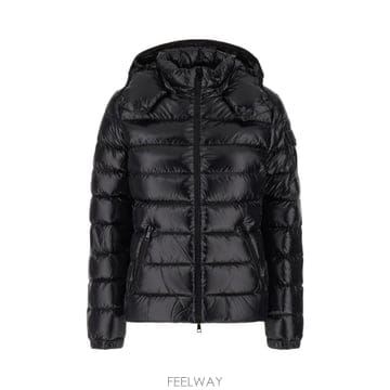 Moncler 26FW Moncler ���� Bady �ٿ� ���� in nylon laque 1A5240068950999 TP26FW Moncler ���� Bady �ٿ� ���� in nylon laque 1A5240