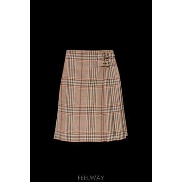 Burberry 26FW Burberry �� ��ĿƮ Odessa 8126889C6294SANDSTONEBGEIPCHK TP526FW Burberry �� ��ĿƮ Odessa 8126889C6294SANDSTONEBG