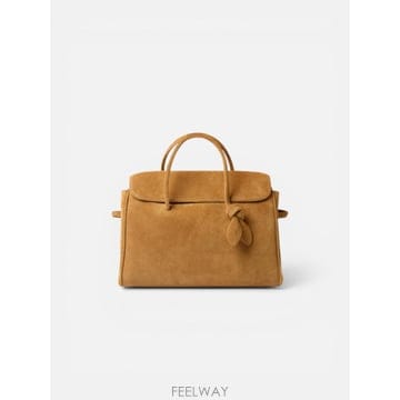 Jacquemus 26SS ��ũ���� �ڵ�� BAU00434AC09A04830 TP57750141226SS ��ũ���� �ڵ�� BAU00434AC09A04830 TP577501412