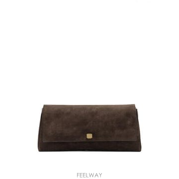 Khaite 26FW Khaite ���� Ŭ��ġ H3033726950BROWN TP57789919226FW Khaite ���� Ŭ��ġ H3033726950BROWN TP577899192