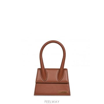 Jacquemus ��ũ���� ��ũ���� ���� BAW00002AC01C04811 TP578978589��ũ���� ��ũ���� ���� BAW00002AC01C04811 TP578978589