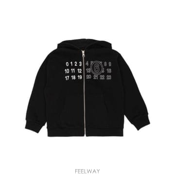 26FW 메종마르지엘라 보이즈 스웨터 M61115MM02XM6900 TP578505560