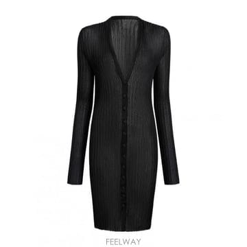Khaite 25SS Khaite ���� �巹�� 8289429200 TP57888688425SS Khaite ���� �巹�� 8289429200 TP578886884