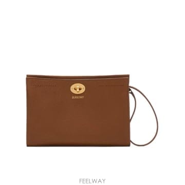 Burberry 26SS Burberry ���� messenger �� 81114241 TP57775445126SS Burberry ���� messenger �� 81114241 TP577754451