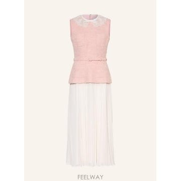 Self Portrait Self portrait boucle �巹�� in a blend of fabrics with glitterSelf portrait boucle �巹�� in a blend of fabrics with