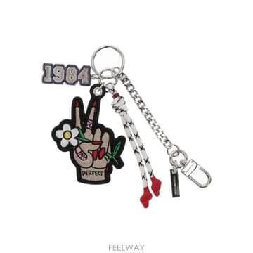 Marc Jacobs 26FW  THE CLUSTER CHARM 2P6SCH007S02042 TP57850428226FW  THE CLUSTER CHARM 2P6SCH007S02042 TP578504282