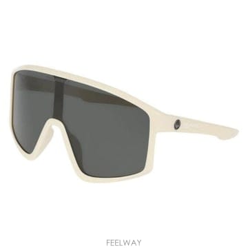 Karl Lagerfeld Į �����Ʈ ���� ���۶� KLJ6228S104 TP577899562Į �����Ʈ ���� ���۶� KLJ6228S104 TP577899562