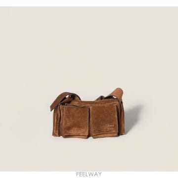 Miu Miu 26FW �̿�̿� ���� suede Utilitaire ũ�ν��ٵ� �� 5BC205VPOO2CSSF0324 T26FW �̿�̿� ���� suede Utilitaire ũ�ν��ٵ� �� 5B