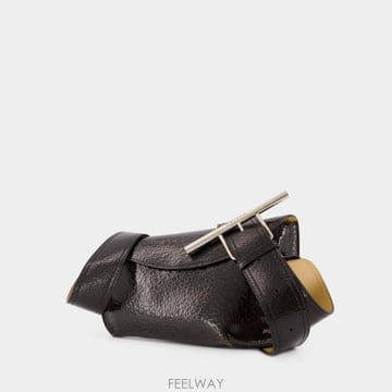 Alexander Mcqueen 25SS �˷���� ���� ���� ���� Sling ũ�ν��ٵ� �� 8085211AATT9769 TP57749173325SS �˷���� ���� ���� ���� Sling ũ�ν��ٵ� �� 80852
