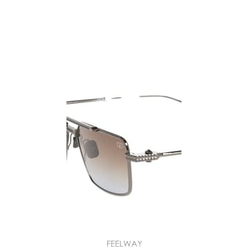 Valentino 25FW Valentino ���� ���۶� VLS111C5800 TP57730607625FW Valentino ���� ���۶� VLS111C5800 TP577306076