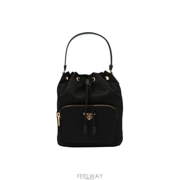 PRADA 26FW ����࿧ ���Ϸ� ��Ŷ�� ���� 1BH038 RV44 F000226FW ����࿧ ���Ϸ� ��Ŷ�� ���� 1BH038 RV44 F0002