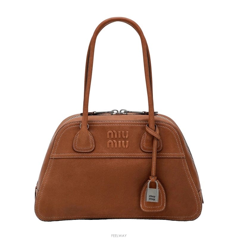 Miu Miu [�񿣺��ǰ��] MIU MIU �̿�̿� ���� ��� ���� ���� ����� ũ�ν���[�񿣺��ǰ��] MIU MIU �̿�̿� ���� ��� ���� ���� ��