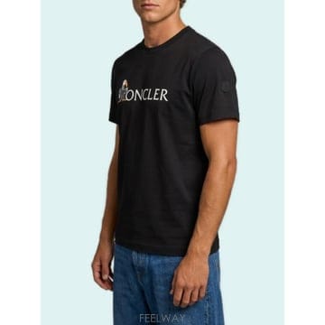 Moncler 26FW ��Ŭ���� ���� Ƽ���� L20918C00033 BLACK26FW ��Ŭ���� ���� Ƽ���� L20918C00033 BLACK