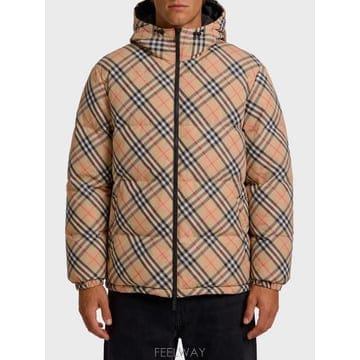 Burberry 26FW ������ �ƿ��� 8131878 BEIGE26FW ������ �ƿ��� 8131878 BEIGE