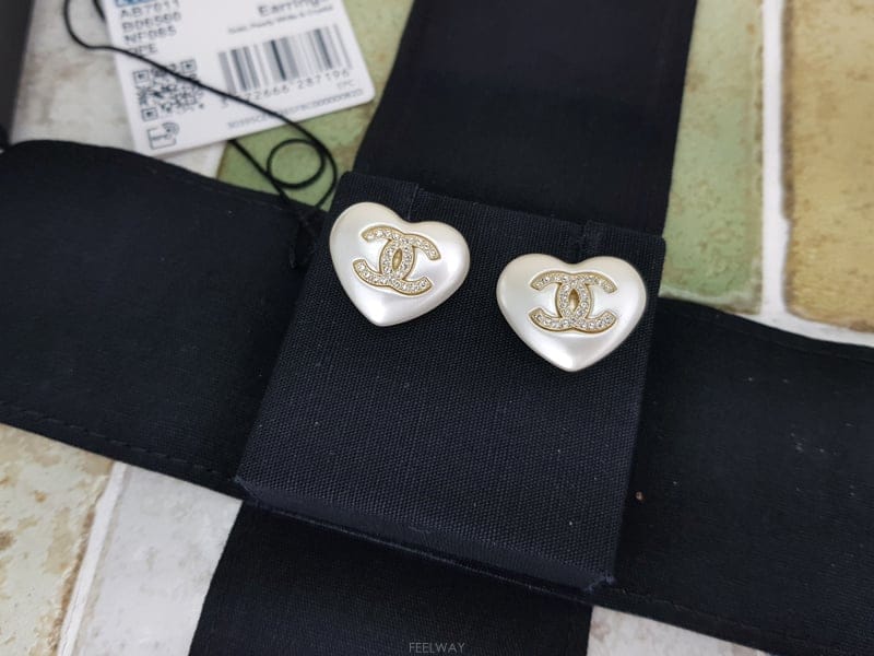 CHANEL [����ǰ]���� ��Ʈ �Ͱ��� AB7011[����ǰ]���� ��Ʈ �Ͱ��� AB7011