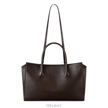 Givenchy 26 FW ����� M Antigona �̵�� ��Ƽ���� �׷��η��� ��Ʈ�� ���ݷ� ����26 FW ����� M Antigona �̵�� ��Ƽ���� �׷��η��� ��