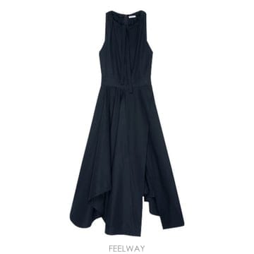 Givenchy 26 FW ����� ���� ������ �����긮�� ��ø�Ʈ�� �ƽ� �巹��26 FW ����� ���� ������ �����긮�� ��ø�Ʈ�� �ƽ� ��