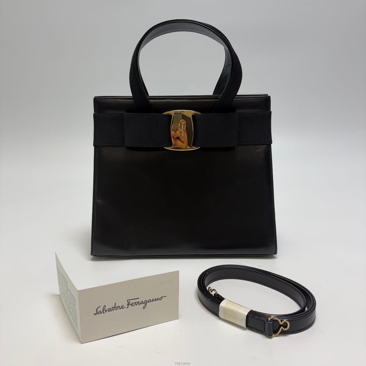 Ferragamo �䷹���� �ٶ� ���� 2WAY ��Ʈ�� ���� (�ֻ�� ��󰡸�)�䷹���� �ٶ� ���� 2WAY ��Ʈ�� ���� (�ֻ�� ��󰡸�)