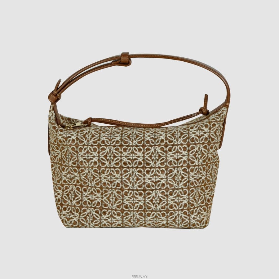 Loewe [�Ƹ�����]���� �ο��� ť�� ��Ʈ��[�Ƹ�����]���� �ο��� ť�� ��Ʈ��