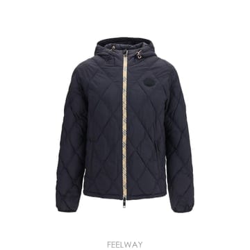 Burberry [K68]������ 8130335 A1189 ���� �ٿ����� �е� �ٿ��Ʈ ��ī Doversgreen nylon[K68]������ 8130335 A1189 ���� �ٿ����� �е� �ٿ��