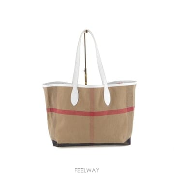 Burberry [�߰���ǰ�ٿ�] ������ �������� üũ ĵ���� �ε� Ŭ���� ��Ʈ�����[�߰���ǰ�ٿ�] ������ �������� üũ ĵ���� �ε� Ŭ����