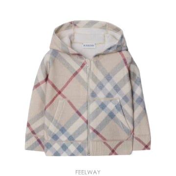 Burberry 25SS Burberry ������ ��Ʈ ������ 80938511 TP57718751625SS Burberry ������ ��Ʈ ������ 80938511 TP577187516