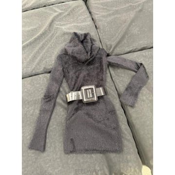 Balenciaga 25FW Balenciaga ���� �巹�� 849991T52331000 TP57930651325FW Balenciaga ���� �巹�� 849991T52331000 TP57930651