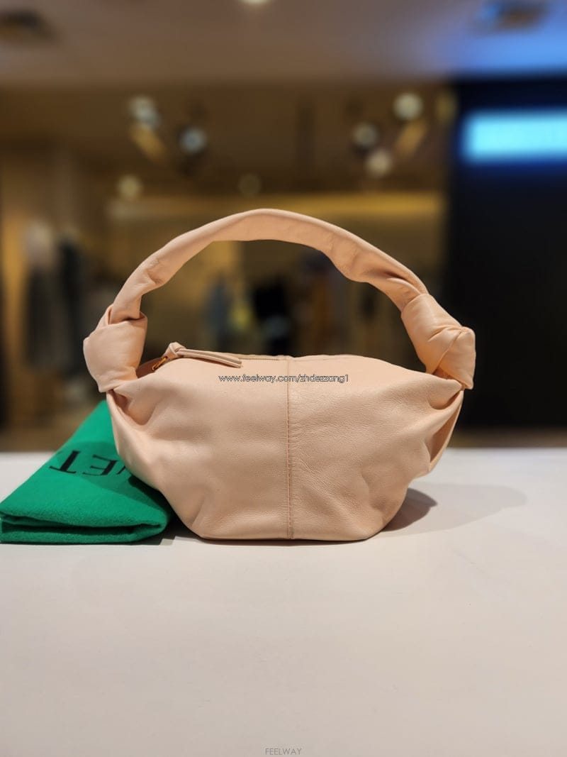 Bottega Veneta ���װ�����Ÿ ���� ��Ʈ �̴� ��Ʈ�� 629635���װ�����Ÿ ���� ��Ʈ �̴� ��Ʈ�� 629635