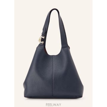 | Other Brand | COCCINELLE Shoppers with removable �Ŀ�ġ 100166092117000 TP581COCCINELLE Shoppers with removable �Ŀ�ġ 100166092117