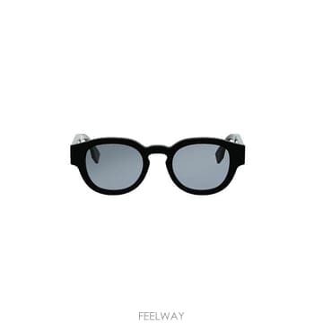 FENDI 26SS Fendi SIGNATURE FE40182I01A TP57057068426SS Fendi SIGNATURE FE40182I01A TP570570684