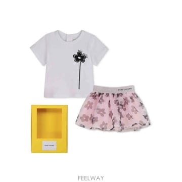 Marc Jacobs 26SS  Complete With ����Ʈ W6081310P TP57718499626SS  Complete With ����Ʈ W6081310P TP577184996
