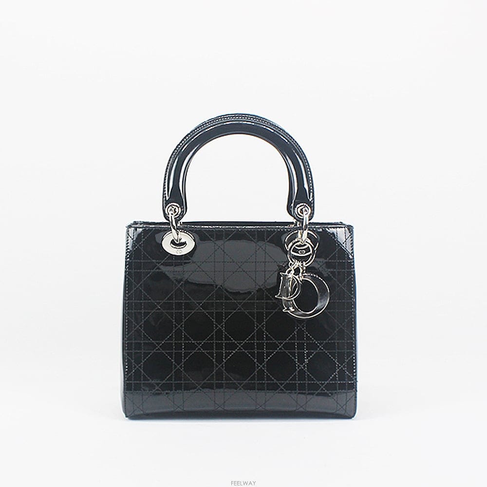 DIOR [�߰���ǰ �ٿ�] ��� ���̵� ��ù� ���̴�Ʈ �̵� VRN44551 (��Ʈ������)[�߰���ǰ �ٿ�] ��� ���̵� ��ù� ���̴�Ʈ �̵� VRN44