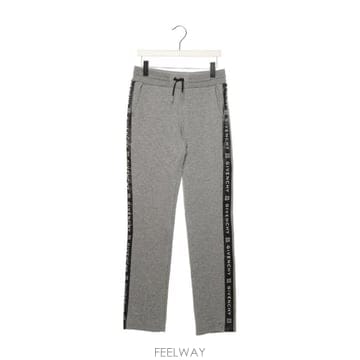 Givenchy 23FW Givenchy ������ trousers H14061A47 TP57748615823FW Givenchy ������ trousers H14061A47 TP577486158