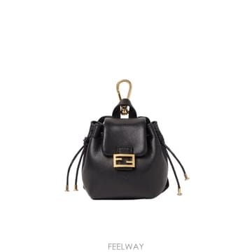 FENDI 26SS Fendi ���� �Ǽ����� 7AS451AYIXF0KUR TP57321056226SS Fendi ���� �Ǽ����� 7AS451AYIXF0KUR TP573210562