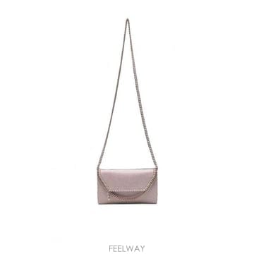 Stella McCartney 26FW ���ڶ� ��īƮ�� PORTAFOGLI 581238WP04551903 TP58117018726FW ���ڶ� ��īƮ�� PORTAFOGLI 581238WP04551903 TP581