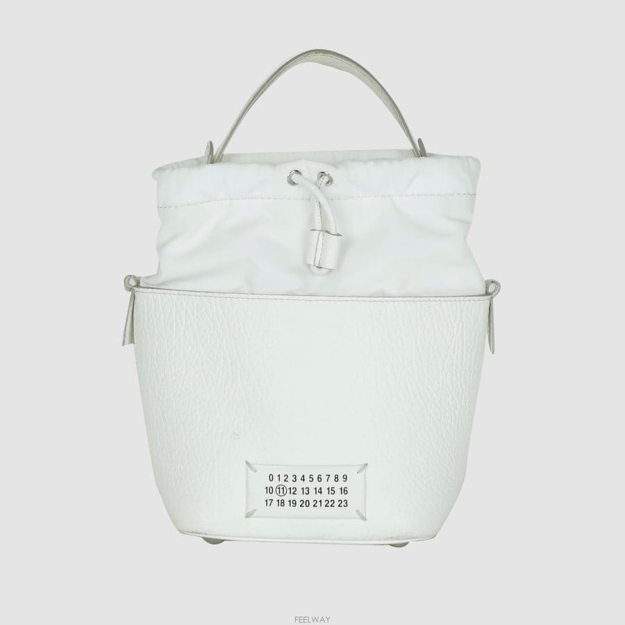 Maison Margiela [�Ƹ�����]���� ���� ���������� 5AC ��Ŷ�� ����� ũ�ν���S61WG0035[�Ƹ�����]���� ���� ���������� 5AC ��Ŷ�� ����� ũ��