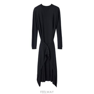 Lemaire 26 FW ���̽�Ʈ ��ư �ǳ� ũ��� ��Ʈ �̵� �巹�� ����26 FW ���̽�Ʈ ��ư �ǳ� ũ��� ��Ʈ �̵� �巹�� ����