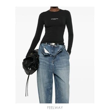 Alexander Wang 26FW �˷������ FITTED LS TEE W  �ΰ� 1CC4261457001 TP58116885526FW �˷������ FITTED LS TEE W  �ΰ� 1CC4261457001 TP