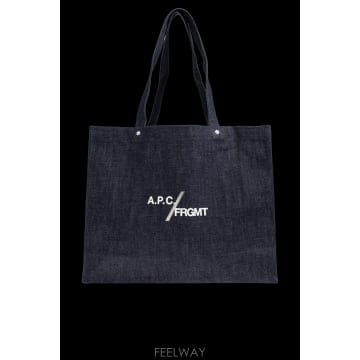 A.P.C. 26FW A P C  �� Je Sors Ce Soir COHOOM67095IAI TP57923168826FW A P C  �� Je Sors Ce Soir COHOOM67095IAI TP579231