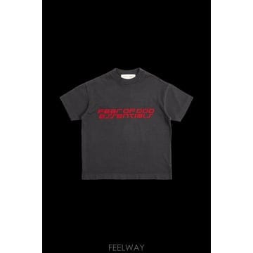 Fear of God 26SS �Ǿ���갫 ESSENTIALS T ���� with a raised �ΰ� 785HO251431K0IRO26SS �Ǿ���갫 ESSENTIALS T ���� with a raised �ΰ� 7