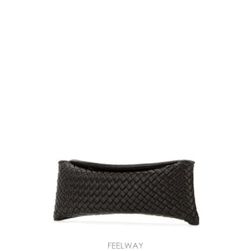 Bottega Veneta 25SS ���װ�����Ÿ ���װ�����Ÿ Ŭ��ġ 805807V01D12113 TP57880068225SS ���װ�����Ÿ ���װ�����Ÿ Ŭ��ġ 805807V01D12113 