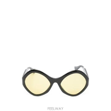 Valentino 26FW �߷�Ƽ�� ����ٴ� ���۶� VG0069S 004 61 BLACK26FW �߷�Ƽ�� ����ٴ� ���۶� VG0069S 004 61 BLACK