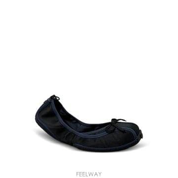 Balenciaga 26FW �߷��þư� �÷� ���� 871962 WBLLT 1000 BLACK26FW �߷��þư� �÷� ���� 871962 WBLLT 1000 BLACK