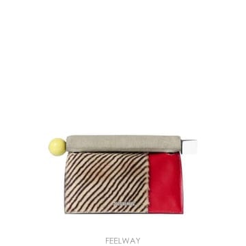 Jacquemus 26FW ��ũ���� Ŭ��ġ �Ŀ�ġ BAW00356 AC10C05 8JK GREY26FW ��ũ���� Ŭ��ġ �Ŀ�ġ BAW00356 AC10C05 8JK GREY
