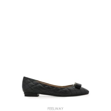 Ferragamo 26FW ����䷹ ��󰡸� �÷� ���� 01M456 0798498 1C NERO BLACK26FW ����䷹ ��󰡸� �÷� ���� 01M456 0798498 1C NER