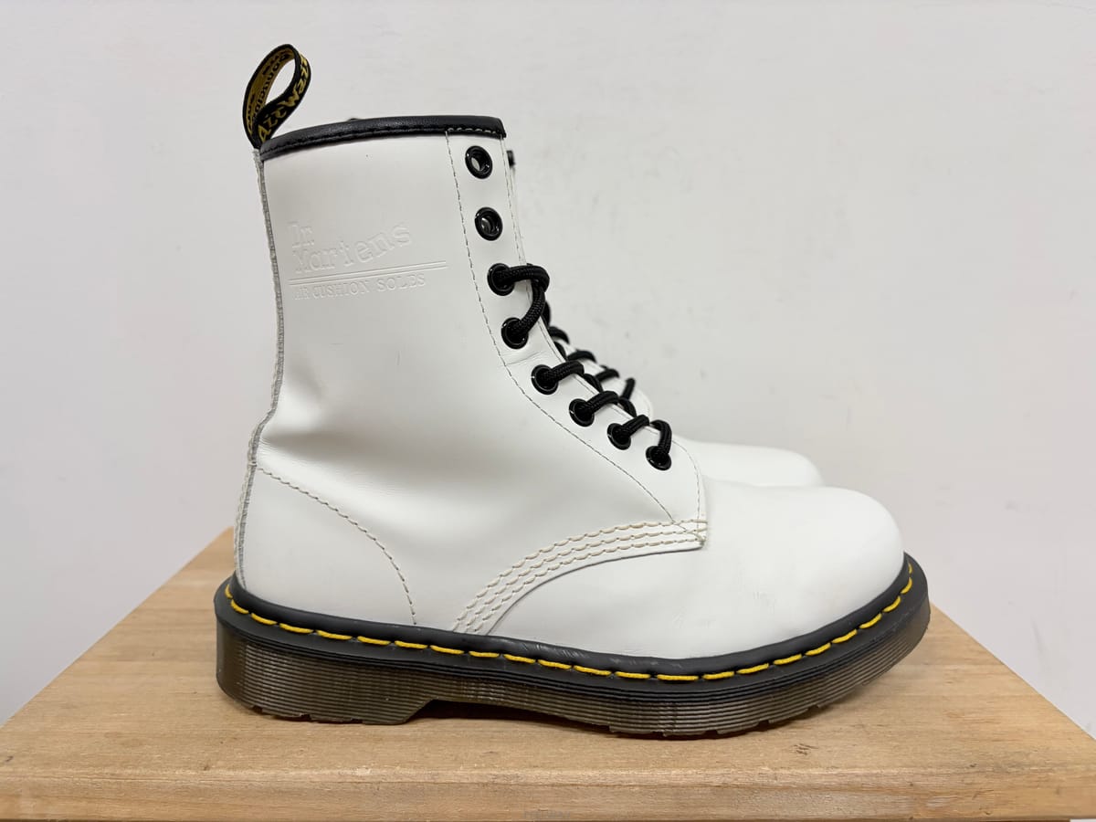 Dr. Martens ���͸�ƾ ���� ���� 230���͸�ƾ ���� ���� 230