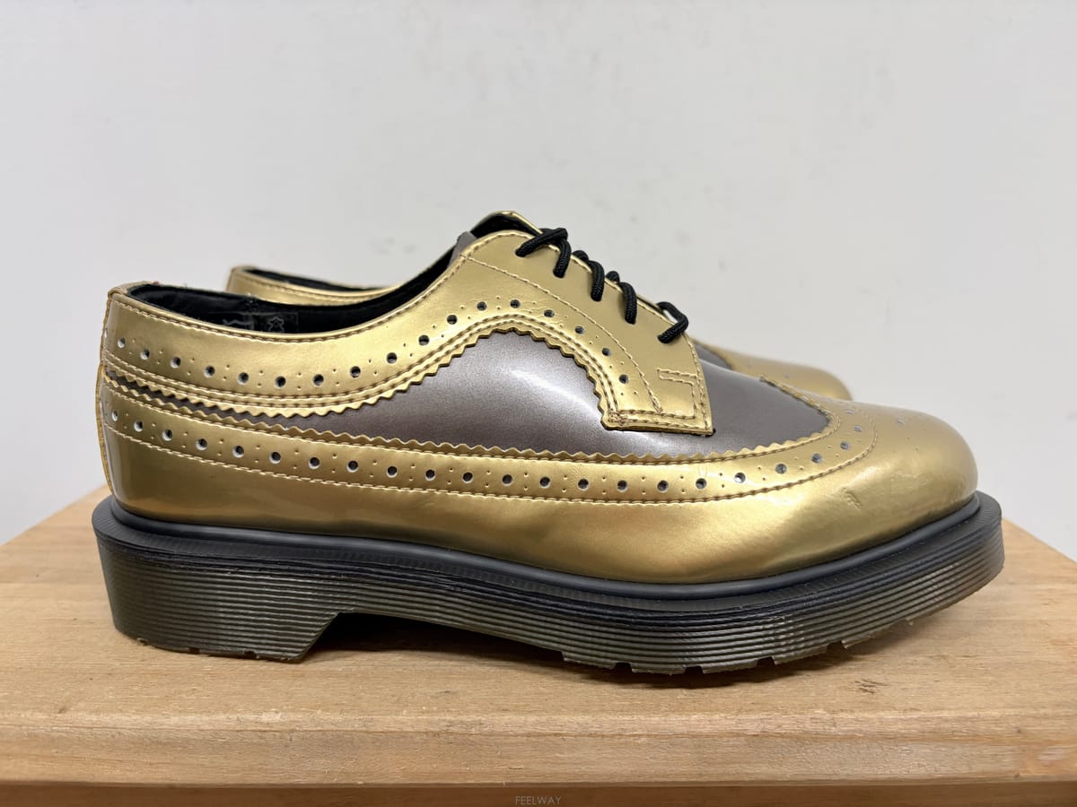 Dr. Martens ���͸�ƾ ���� ���� 225���͸�ƾ ���� ���� 225